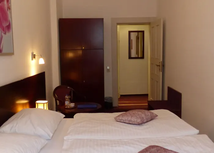 诺瓦利斯酒店 3*