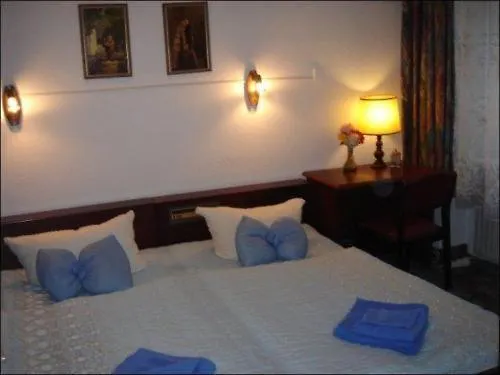 诺瓦利斯酒店 招待所 柏林