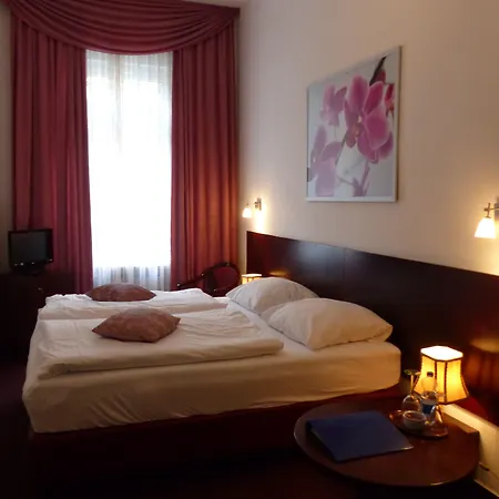 Novalis Гостевой дом 3*