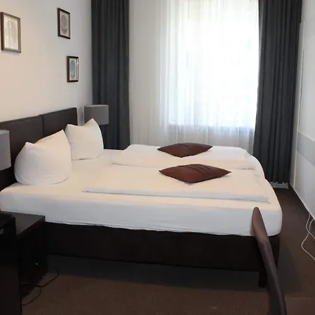 Novalis 3* Berlín