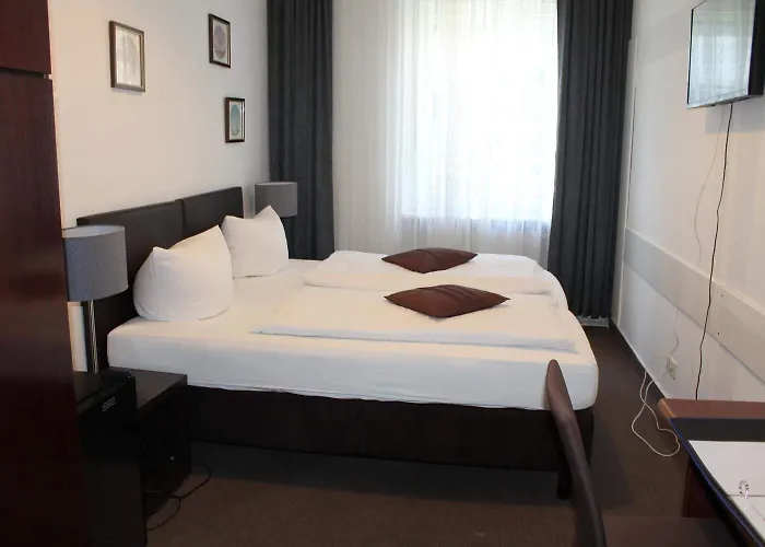 Novalis 3* Berlin